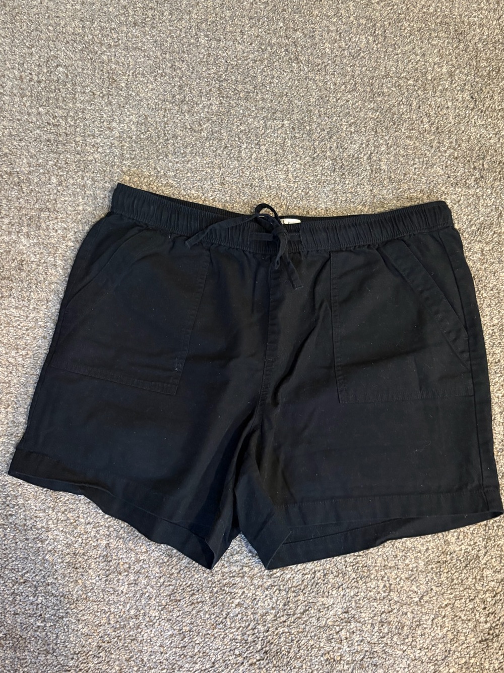 Women’s Black Tie-Waist Casual Shorts